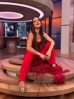 Claudia Lizaldi feet photo 1