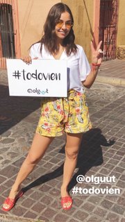 Claudia Martín feet photo 3