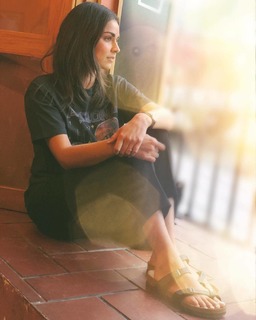Claudia Martín feet photo 8