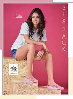 Claudia Martín feet photo 7