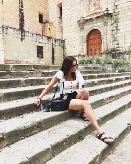 Claudia Martín feet photo 4