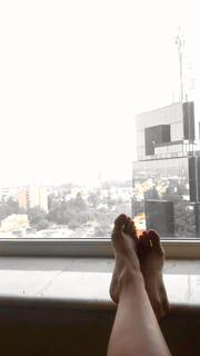 Claudia Martín feet photo 6