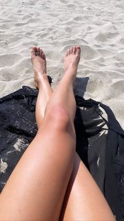 Claudia Martín feet photo 3