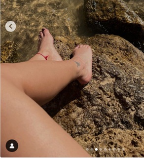 Claudia Martín feet photo 7