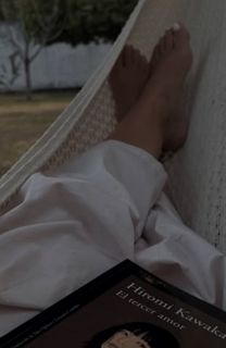 Claudia Martín feet photo 12