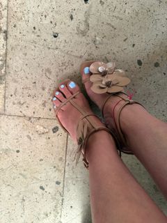 Claudia Martín feet photo 1