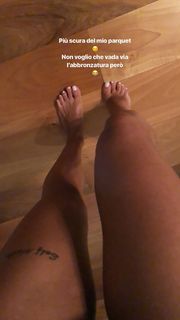 Claudia Nahum feet photo 19