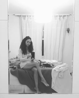 Claudia Ohana feet photo thumbnail
