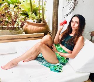 Claudia Ohana feet photo thumbnail