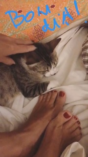 Claudia Ohana feet photo thumbnail
