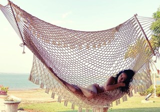 Claudia Ohana feet photo thumbnail