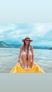 Claudia Ohana feet photo thumbnail