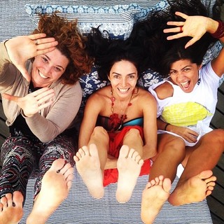 Claudia Ohana feet photo thumbnail