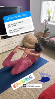 Claudia Ohana feet photo thumbnail