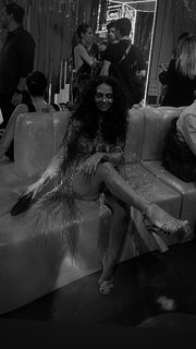 Claudia Ohana feet photo thumbnail