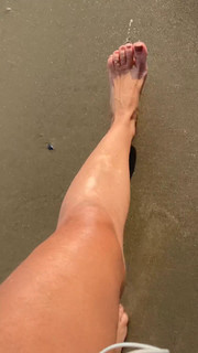Claudia Ohana feet photo thumbnail