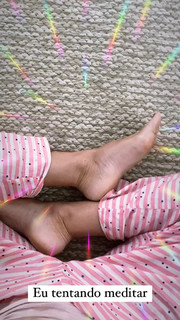 Claudia Ohana feet photo thumbnail