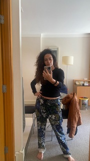 Claudia Ohana feet photo thumbnail
