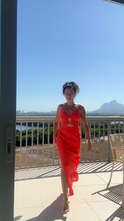 Claudia Ohana feet photo thumbnail