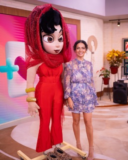 Claudia Ohana feet photo thumbnail