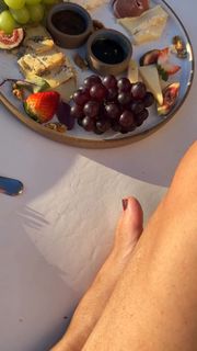 Claudia Ohana feet photo thumbnail