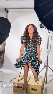 Claudia Ohana feet photo thumbnail