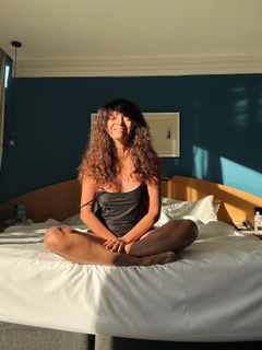 Claudia Ohana feet photo 1