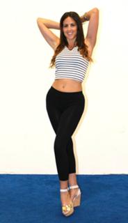 Claudia Romani feet photo thumbnail