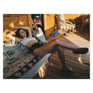 Claudia Salas feet photo 14