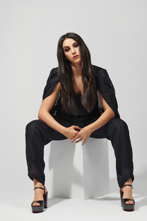 Claudia Salas feet photo 9