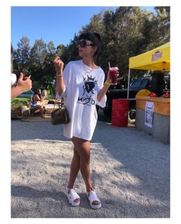 Claudia Salas feet photo 6