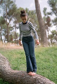 Claudia Salas feet photo 1