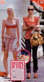 Claudia Schiffer feet photo thumbnail