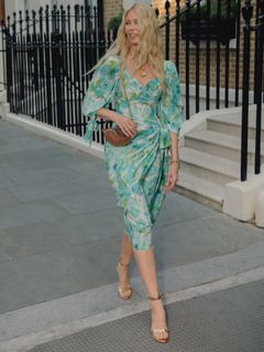Claudia Schiffer feet photo 14