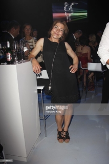 Claudia Schmutzler feet photo 8