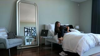 Claudia Sulewski feet photo 17