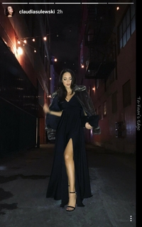 Claudia Sulewski feet photo 9