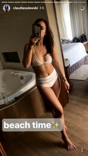 Claudia Sulewski feet photo 17