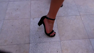 Claudia Sulewski feet photo 15