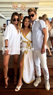 Claudia Sulewski feet photo 1