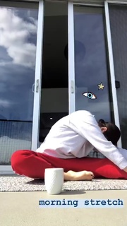 Claudia Sulewski feet photo 14