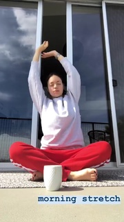 Claudia Sulewski feet photo 12
