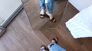 Claudia Sulewski feet photo 11