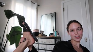 Claudia Sulewski feet photo 10