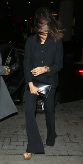 Claudia Winkleman feet photo thumbnail