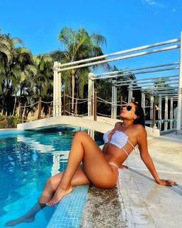Claudia Zepeda feet photo 14