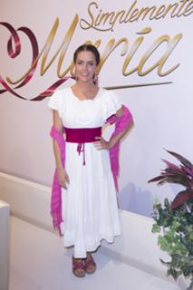 Claudia Álvarez feet photo 20
