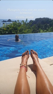 Claudia Álvarez feet photo 1