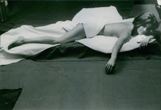 Claudine Auger feet photo 18