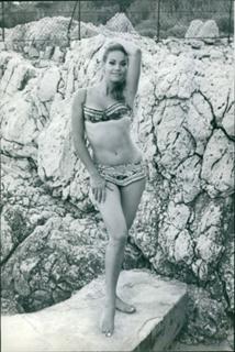 Claudine Auger feet photo 17